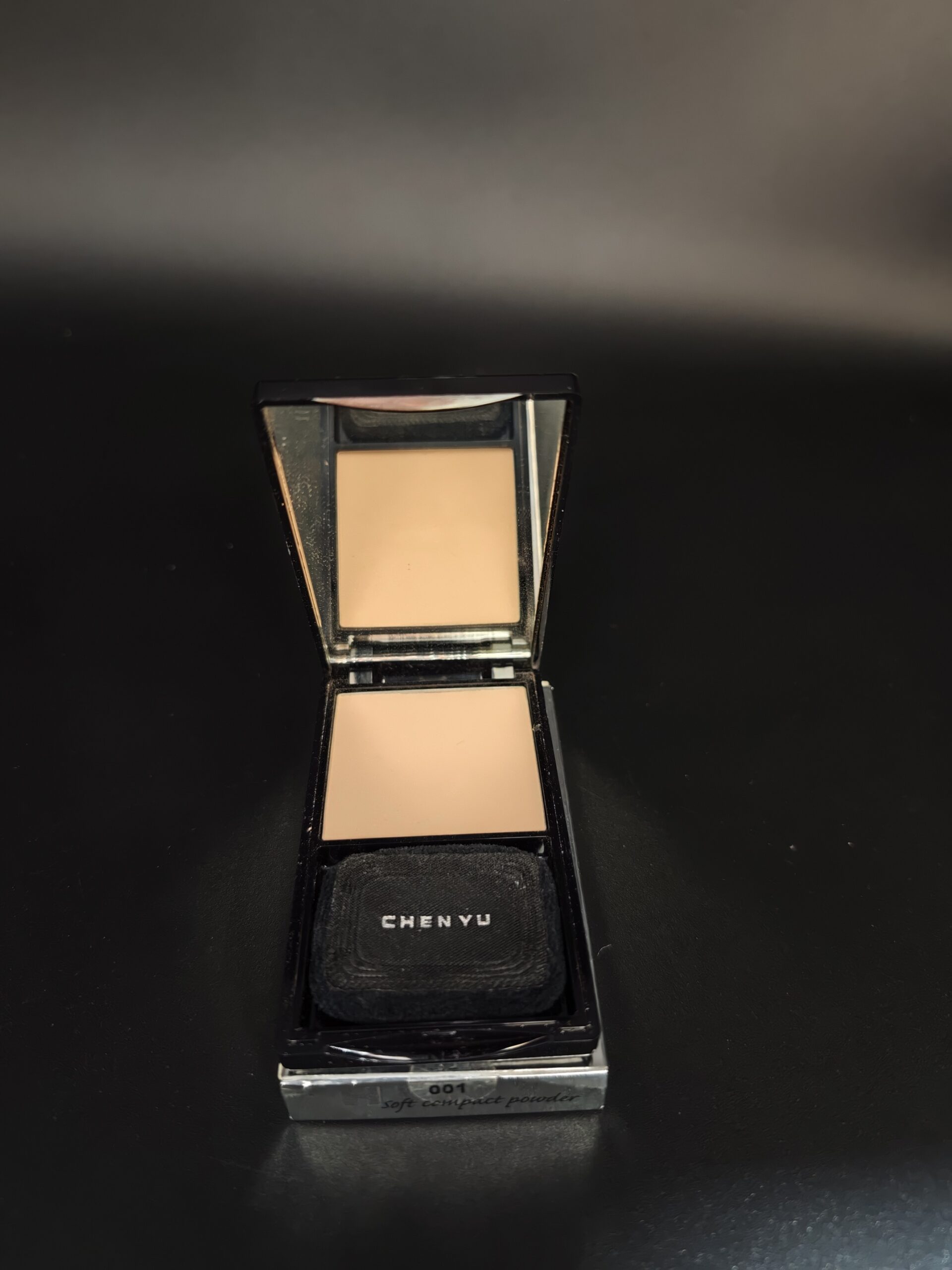 SOFT COMPACT POWDER 001